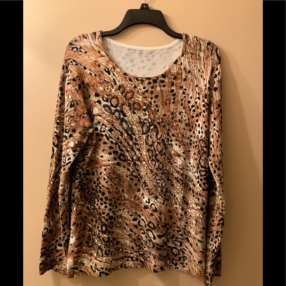 Beautiful brown cream sequin Leppard print sweater
